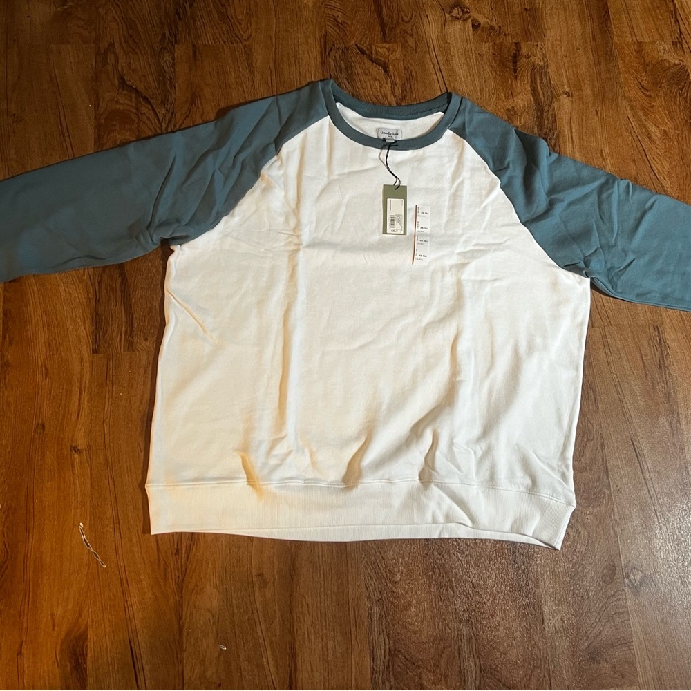 Goodfellow & Co Men's Long Sleeve Sweatshirt - White and Beau Blue